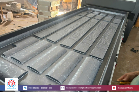 Máy Hút Chân Không PVC Cho Xưởng Gỗ - Giải Pháp Từ Hoàng Quân