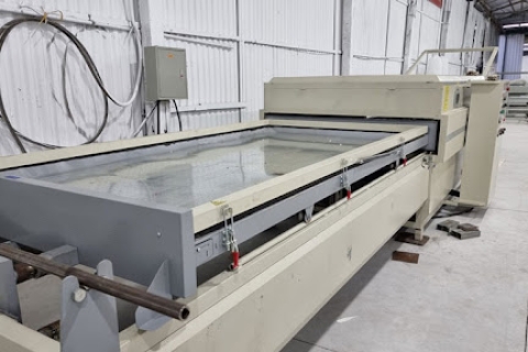 Mẹo vận hành máy sản xuất cửa nhựa composite tiết kiệm thời gian và tăng năng suất