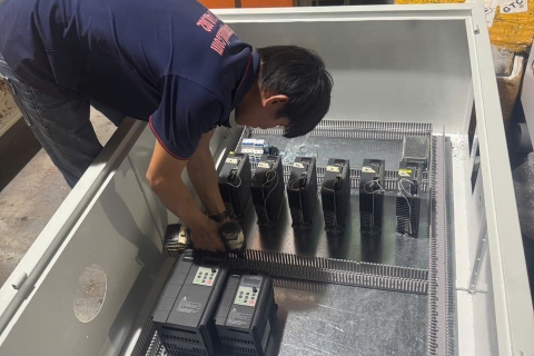 Cơ sở sản xuất máy CNC gỗ tại TPHCM