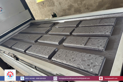 Tối ưu sản xuất cửa nhựa với ứng dụng máy hút chân không PVC