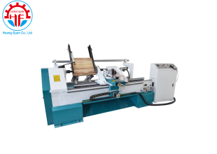 Máy tiện gỗ cnc tự động 